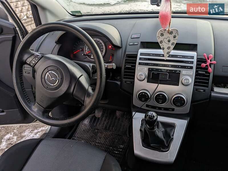 Мінівен Mazda 5 2007 в Дубні
