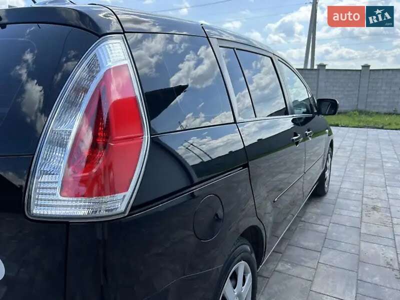 Минивэн Mazda 5 2009 в Ровно
