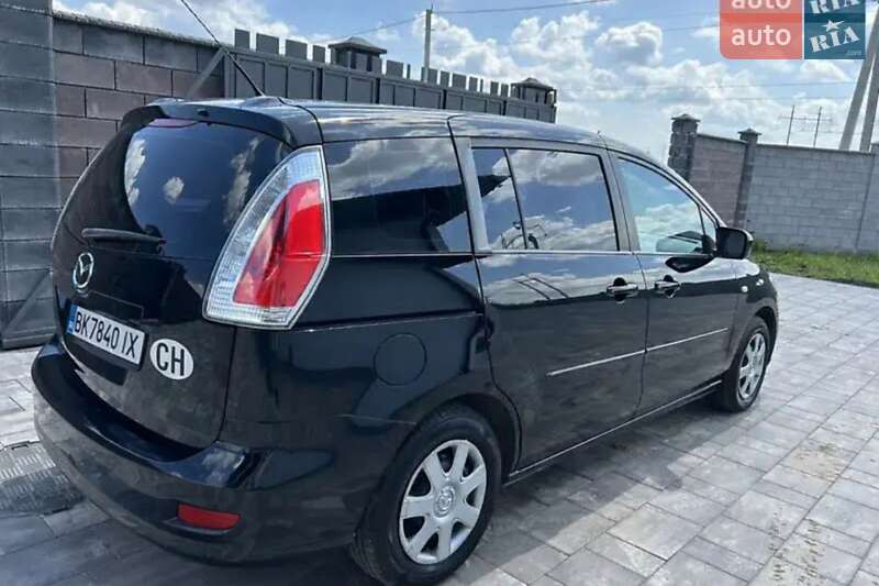Минивэн Mazda 5 2009 в Ровно
