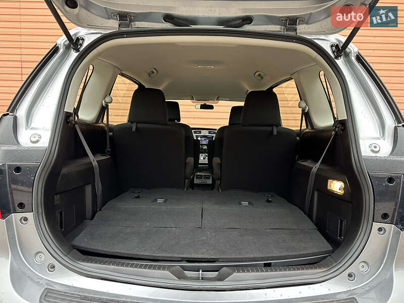Мінівен Mazda 5 2015 в Києві фото 33 Мінівен Mazda 5 2015 в Києві