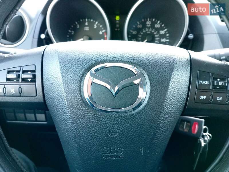 Минивэн Mazda 5 2011 в Ужгороде