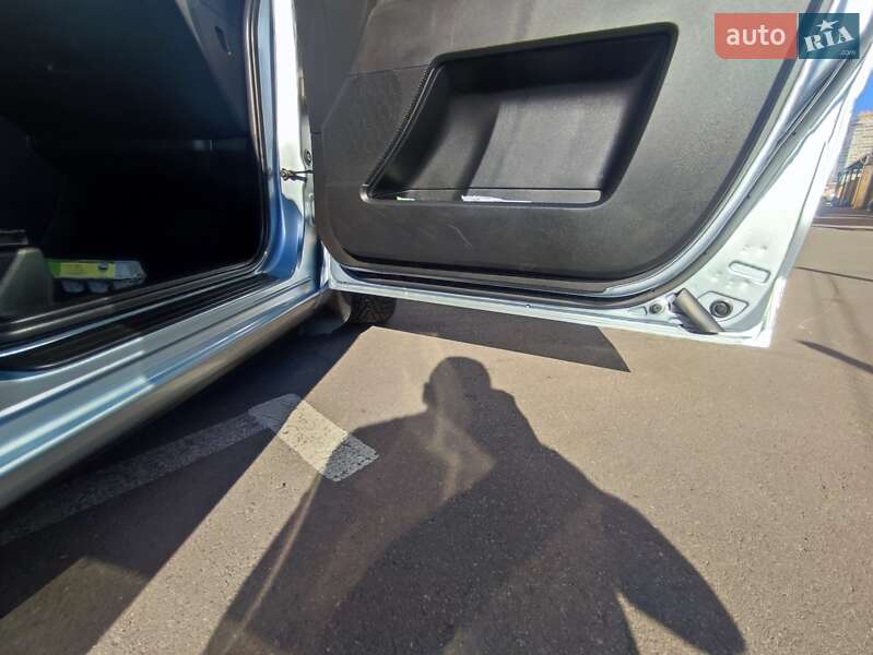 Минивэн Mazda 5 2012 в Киеве фото 12 Минивэн Mazda 5 2012 в Киеве