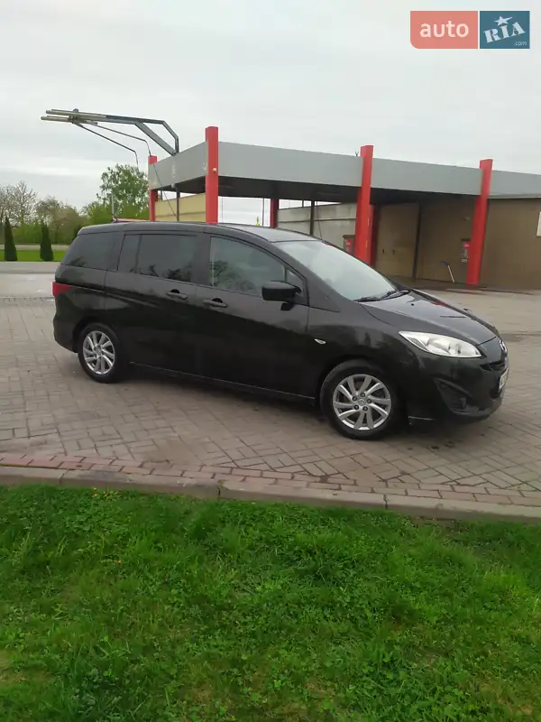 Mazda 5 2011