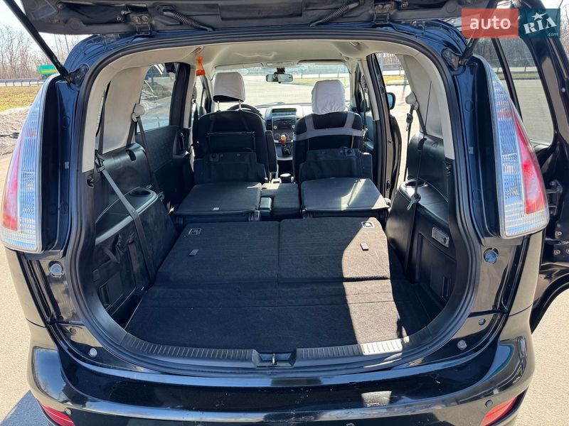 Минивэн Mazda 5 2009 в Борисполе