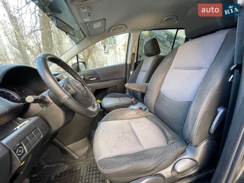 Мінівен Mazda 5 2007 в Києві