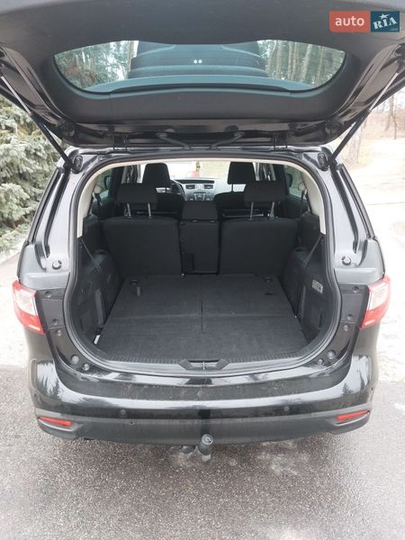 Минивэн Mazda 5 2011 в Киеве