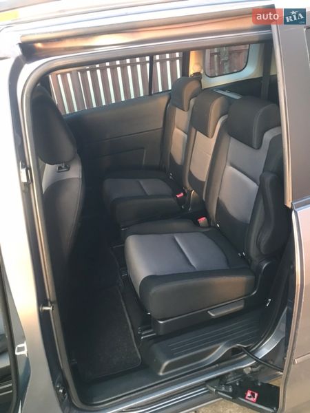 Минивэн Mazda 5 2008 в Ивано-Франковске