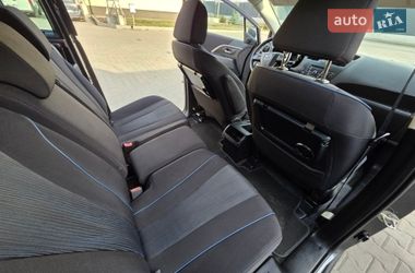 Минивэн Mazda 5 2011 в Луцке