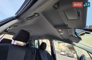 Минивэн Mazda 5 2011 в Луцке