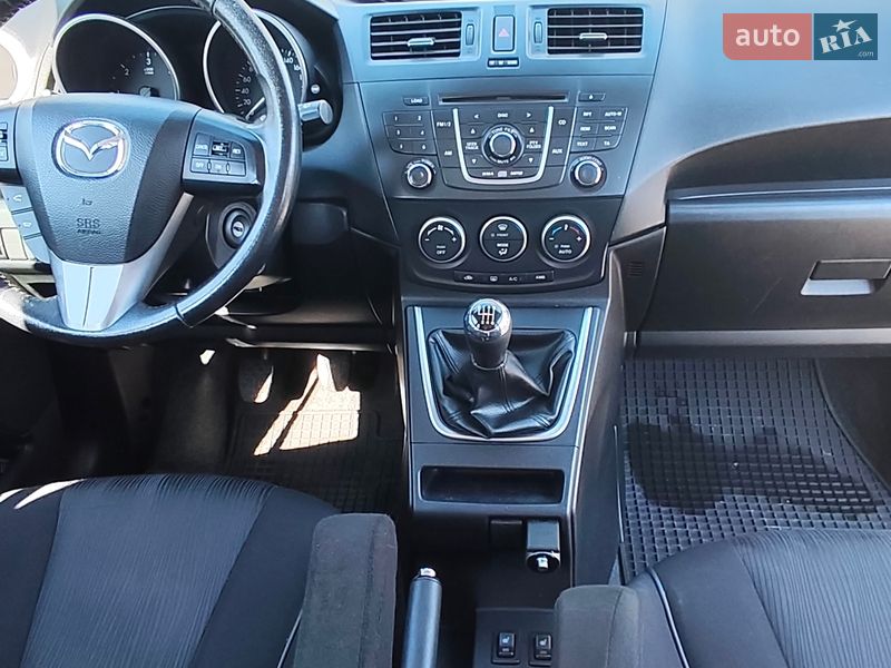 Минивэн Mazda 5 2011 в Киеве
