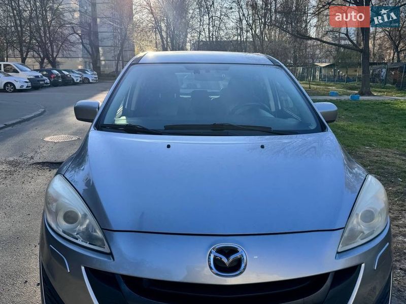 Mazda 5 2011