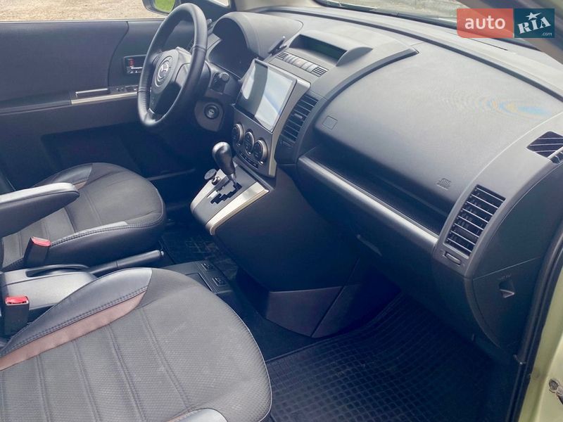 Мінівен Mazda 5 2008 в Києві