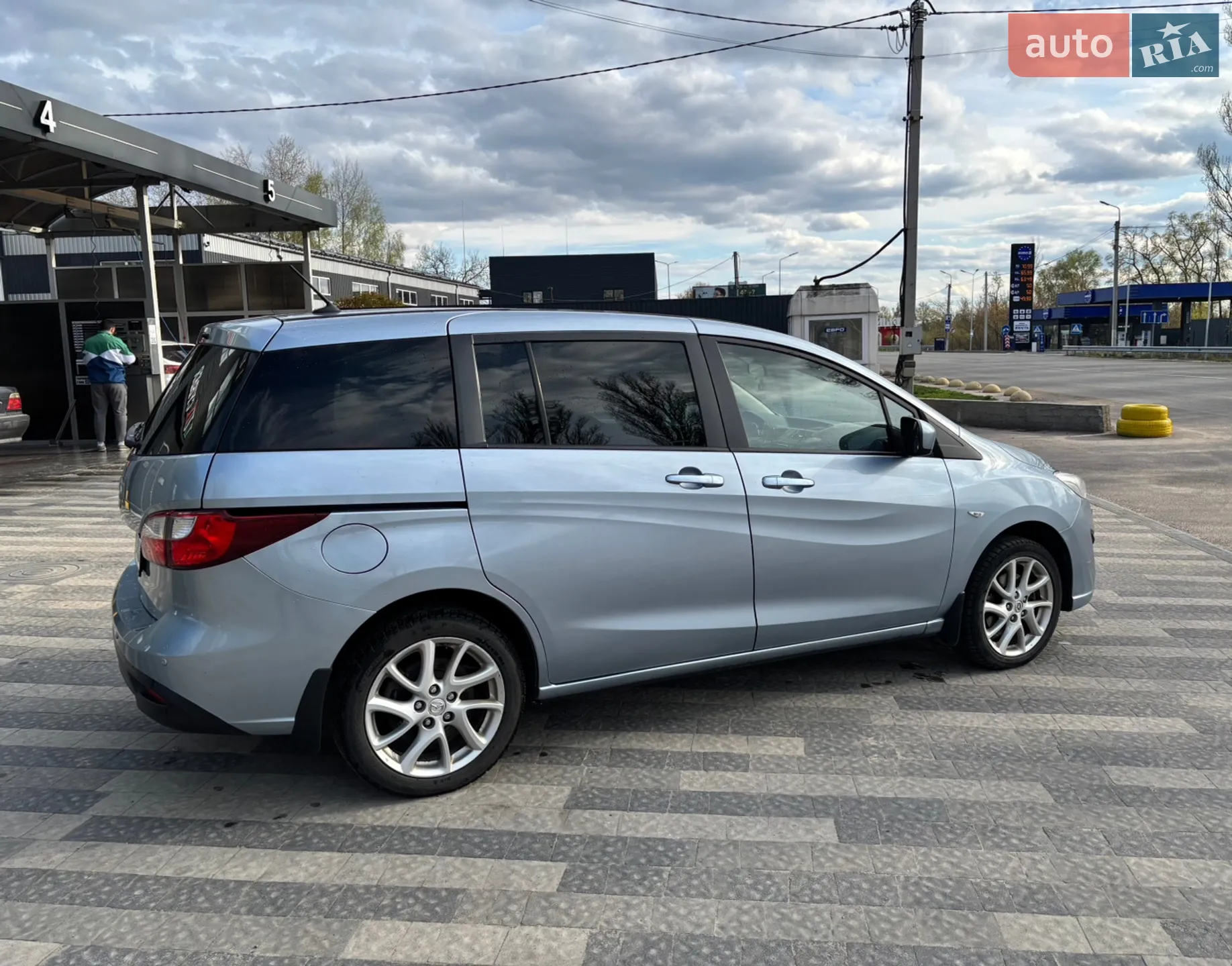 2011 Mazda 5 - мініатюра 7