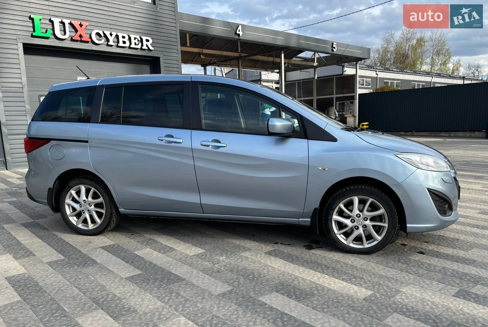 2011 Mazda 5 - мініатюра 8