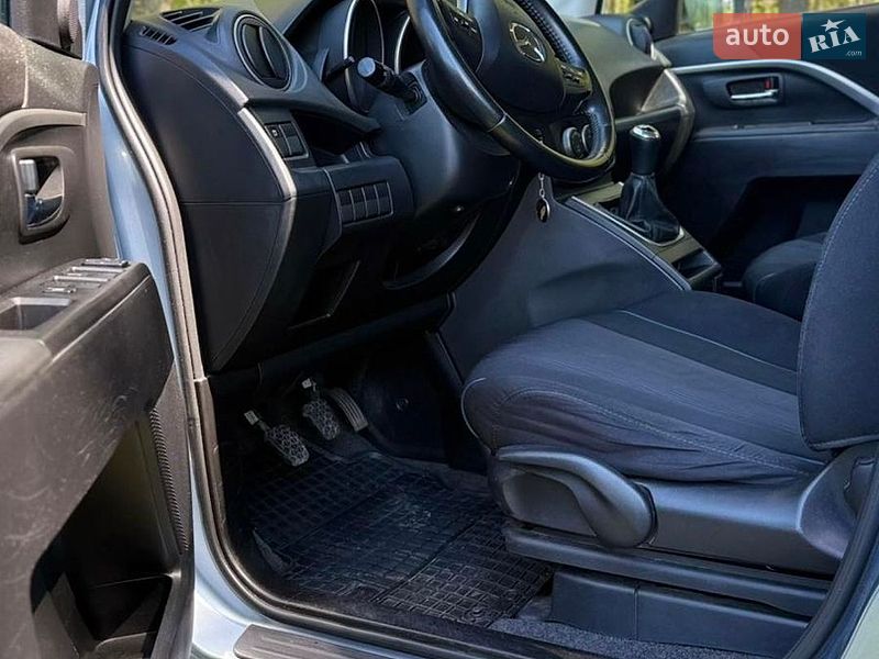 Мінівен Mazda 5 2010 в Рівному фото 22 Мінівен Mazda 5 2010 в Рівному