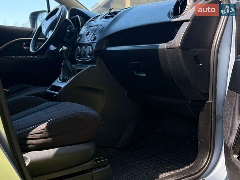 Мінівен Mazda 5 2010 в Рівному фото 40 Мінівен Mazda 5 2010 в Рівному