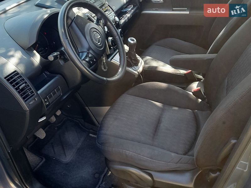 Минивэн Mazda 5 2009 в Ивано-Франковске