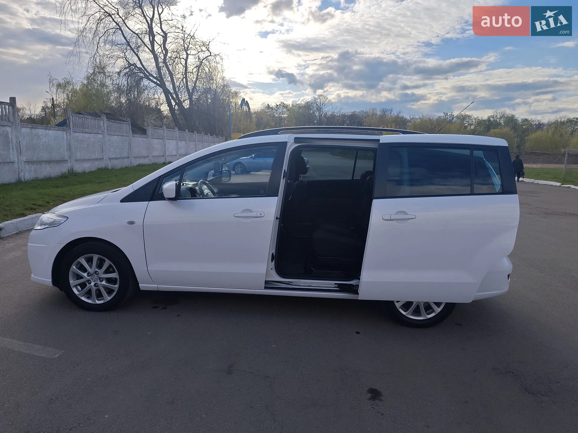 2010 Mazda 5 - мініатюра 6