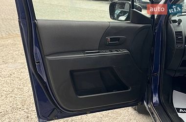 Минивэн Mazda 5 2006 в Львове