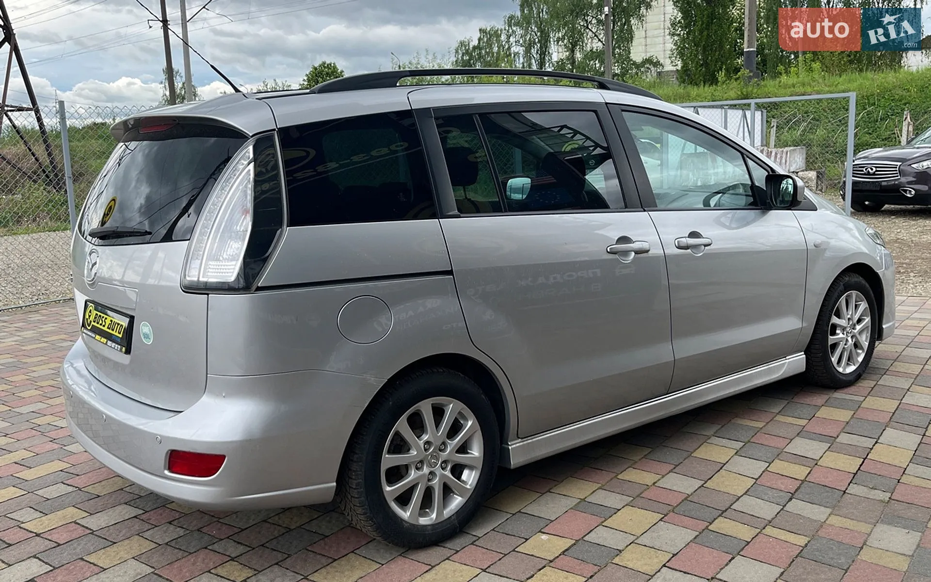 2010 Mazda 5 - мініатюра 7