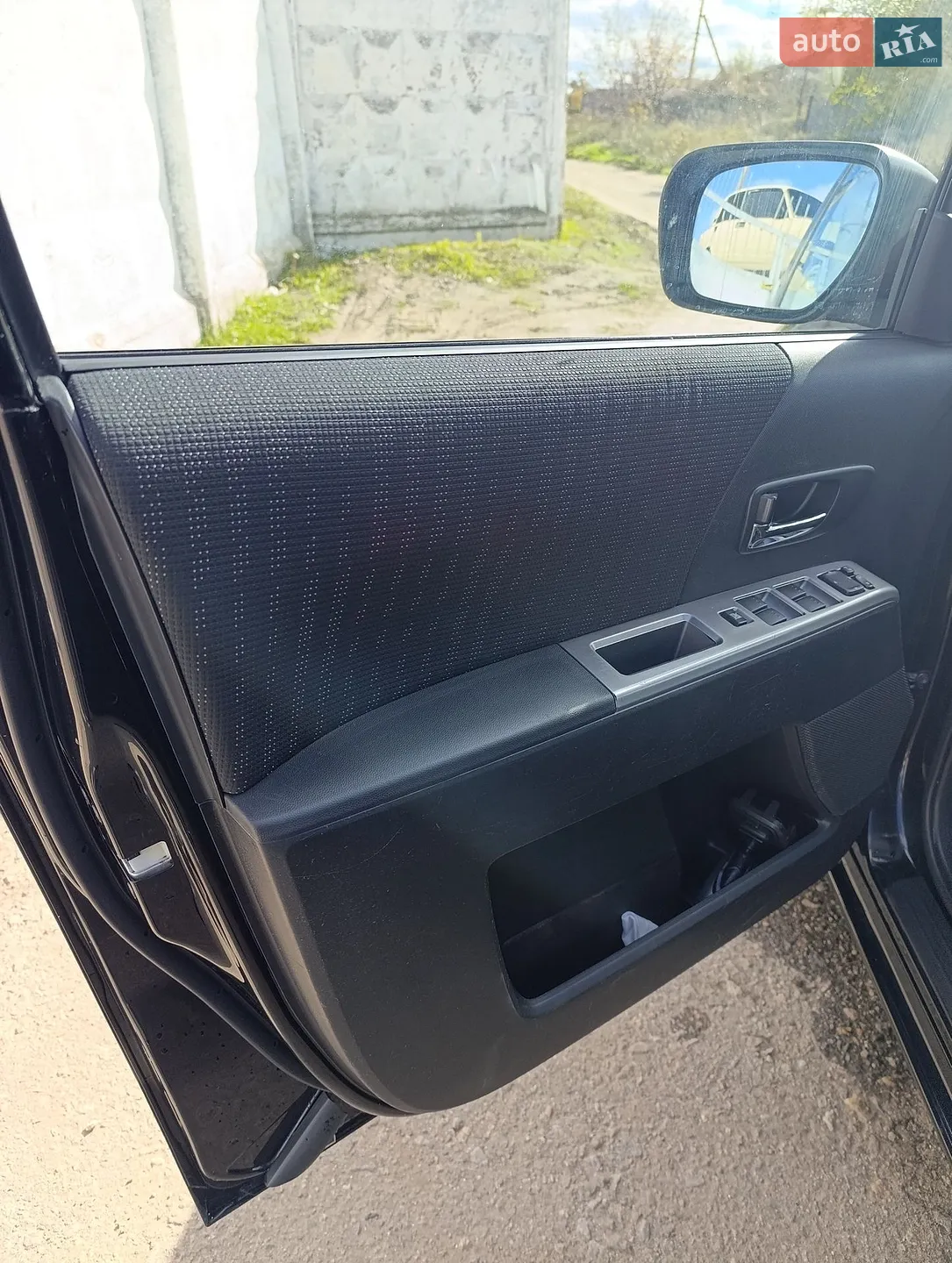 2010 Mazda 5 - мініатюра 39