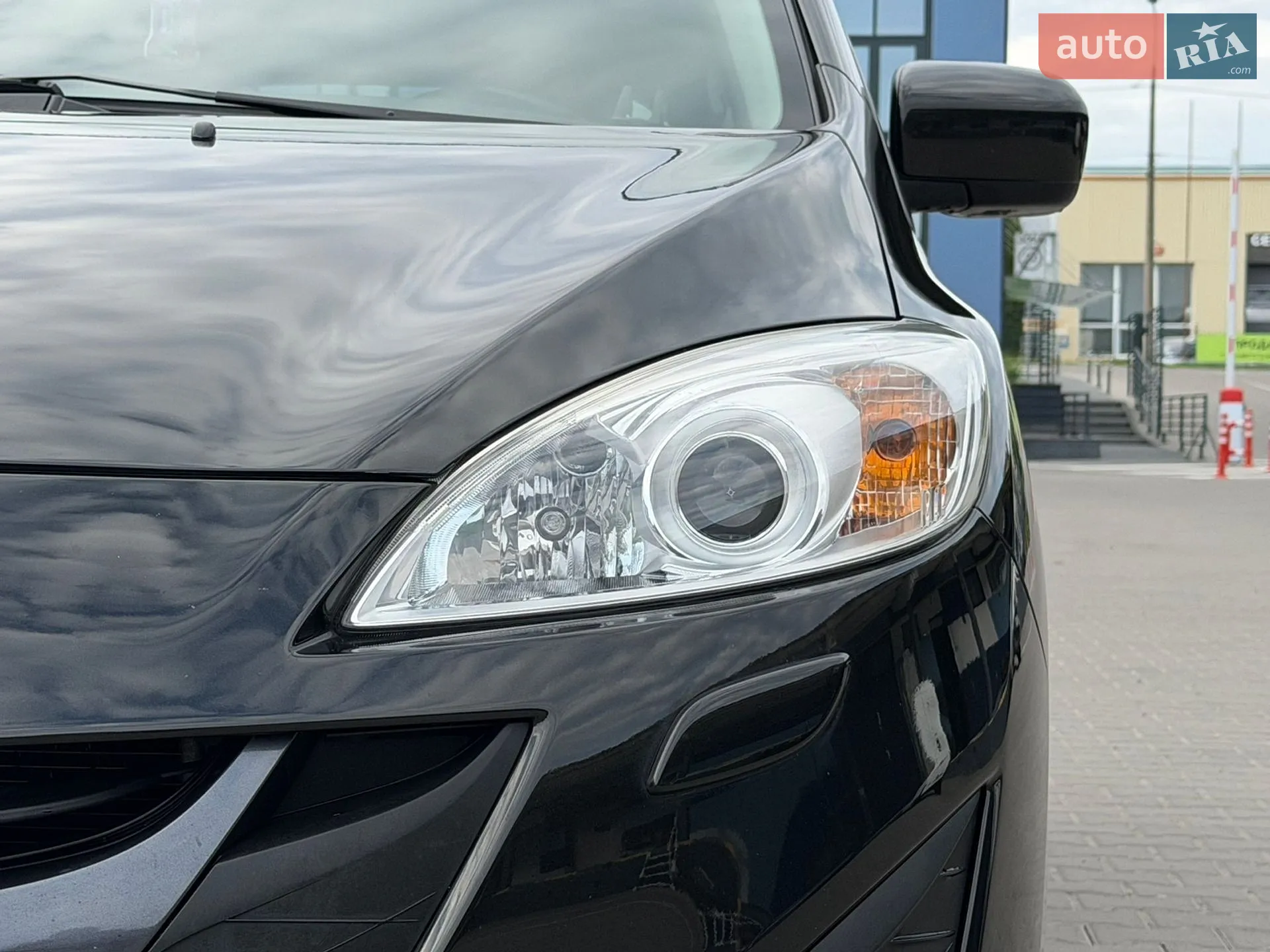2011 Mazda 5 - мініатюра 17