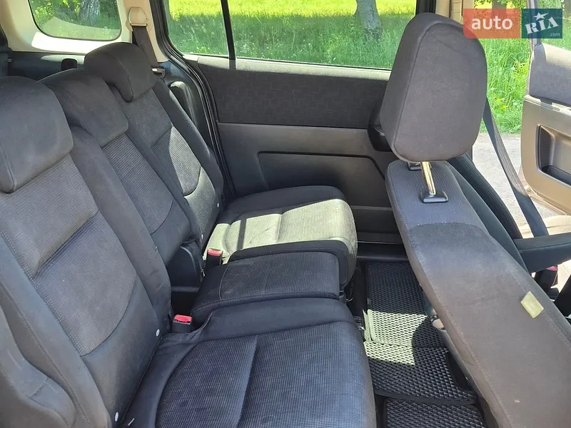 Mazda 5 2008