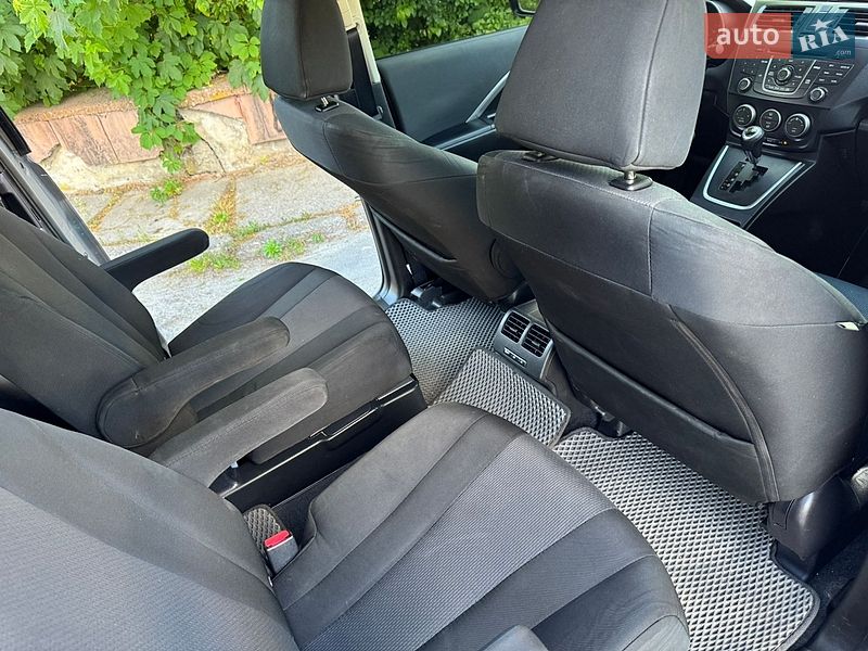 Мінівен Mazda 5 2012 в Львові