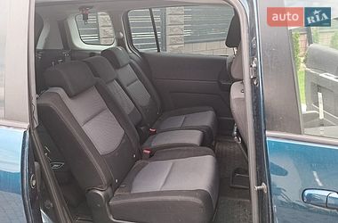 Минивэн Mazda 5 2006 в Луцке