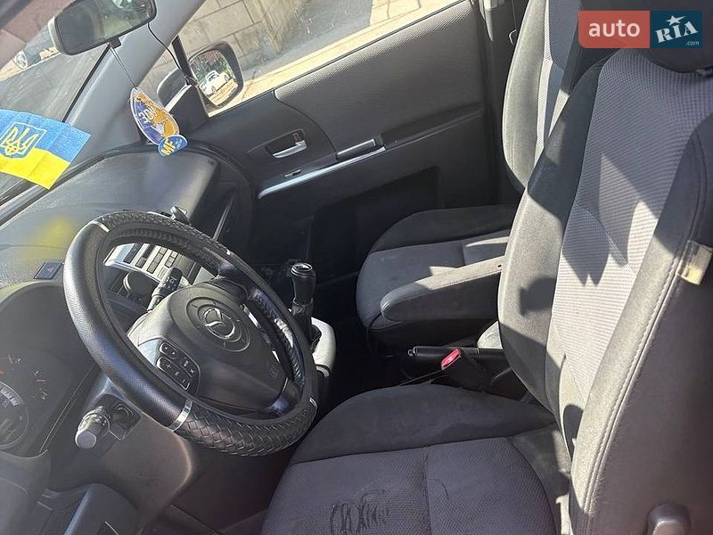 Минивэн Mazda 5 2006 в Одессе