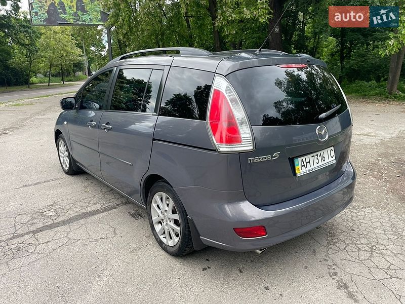 Минивэн Mazda 5 2009 в Киеве