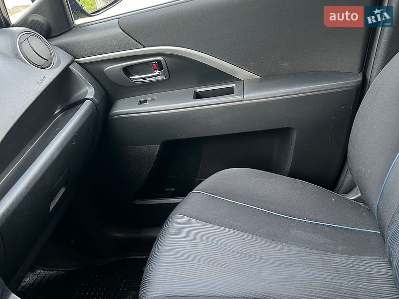 Мінівен Mazda 5 2013 в Житомирі фото 17 Мінівен Mazda 5 2013 в Житомирі