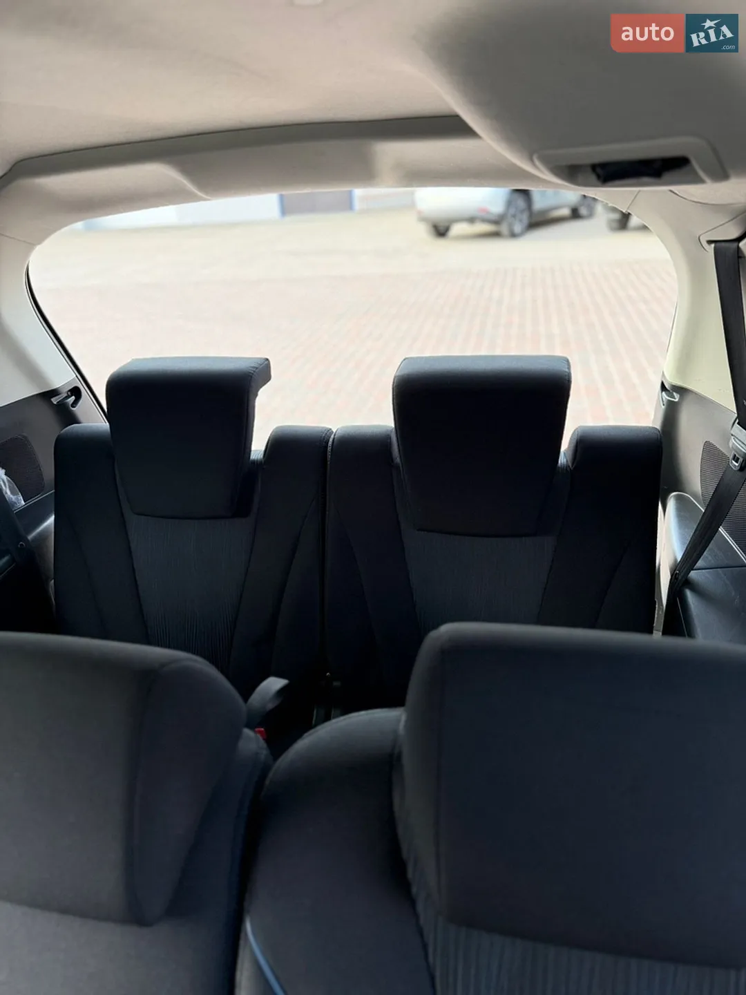 2011 Mazda 5 - мініатюра 18