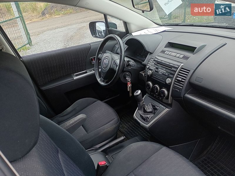 Мінівен Mazda 5 2009 в Рівному