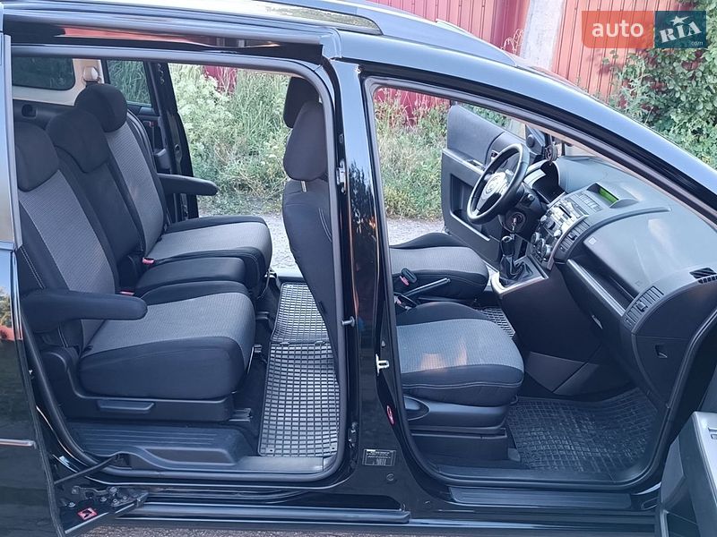 Минивэн Mazda 5 2009 в Каменец-Подольском