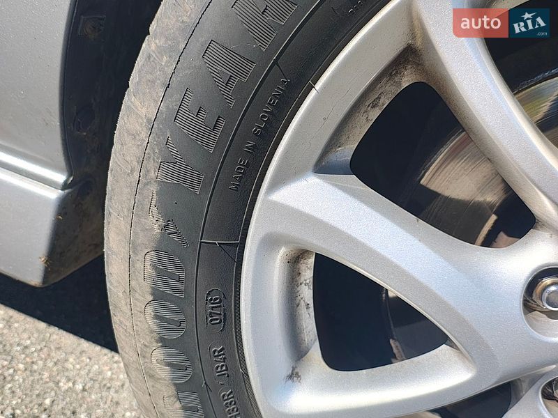 Мінівен Mazda 5 2010 в Києві фото 11 Мінівен Mazda 5 2010 в Києві