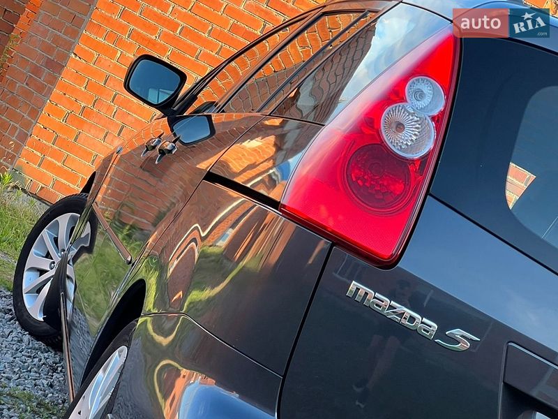 Минивэн Mazda 5 2006 в Дрогобыче