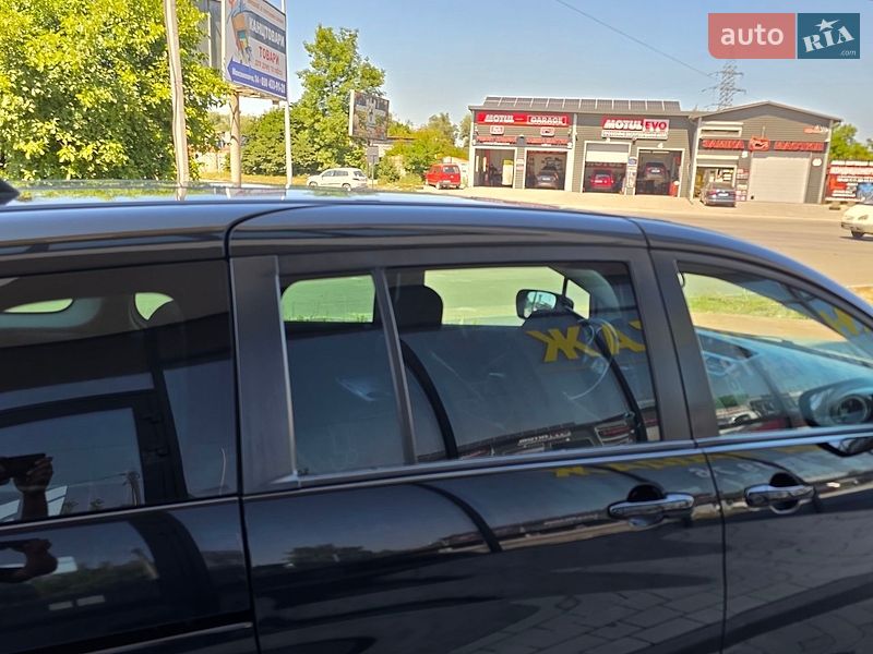 Минивэн Mazda 5 2011 в Ивано-Франковске