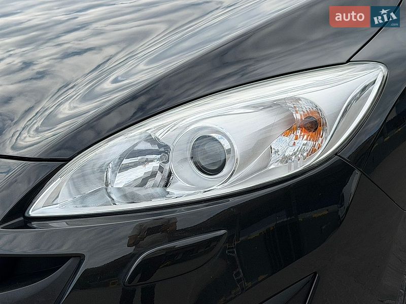 Мінівен Mazda 5 2011 в Рівному