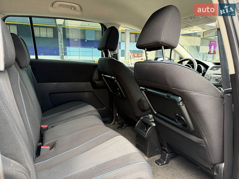 Мінівен Mazda 5 2011 в Рівному