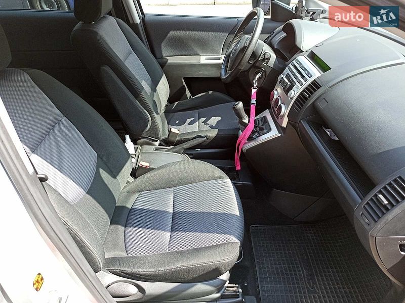 Мінівен Mazda 5 2007 в Києві