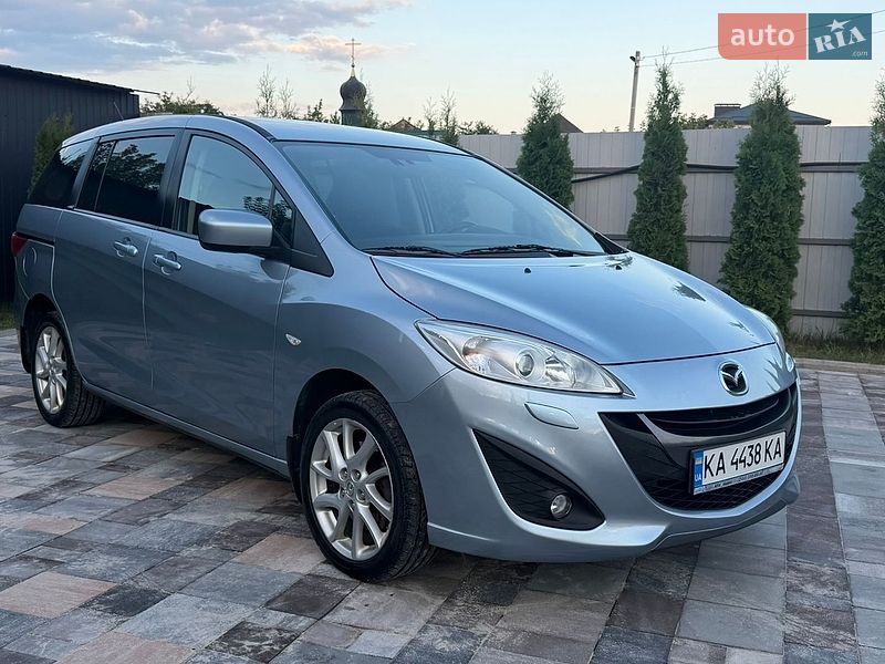 Мінівен Mazda 5 2011 в Києві