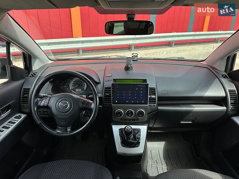 Минивэн Mazda 5 2007 в Киеве