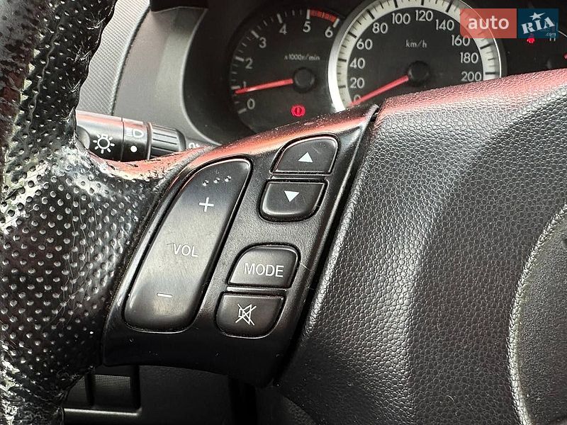 Минивэн Mazda 5 2007 в Киеве