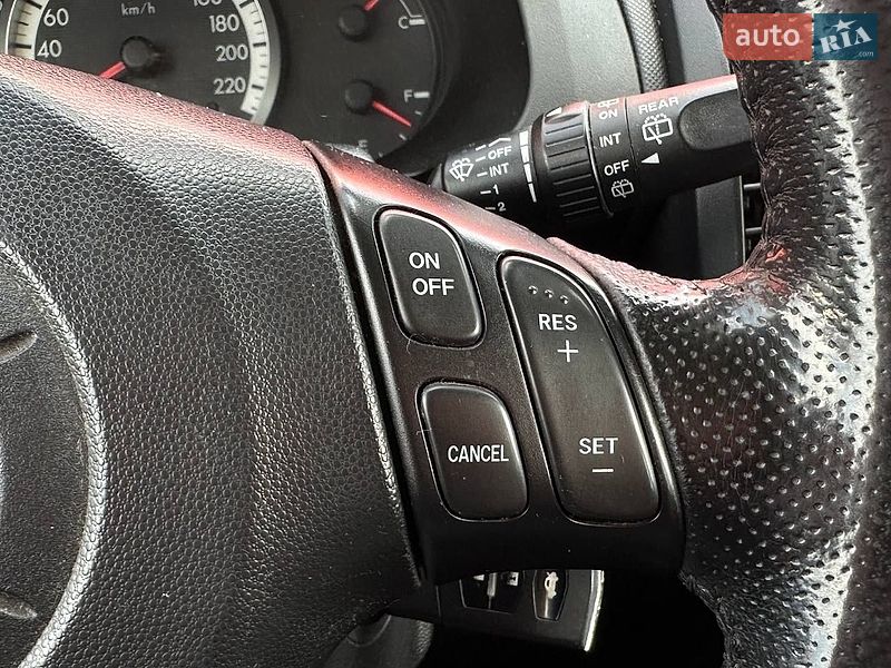 Минивэн Mazda 5 2007 в Киеве