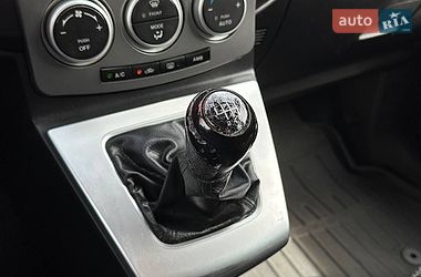 Минивэн Mazda 5 2007 в Киеве