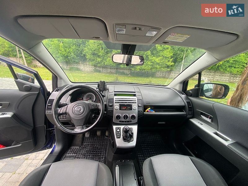 Минивэн Mazda 5 2006 в Корце