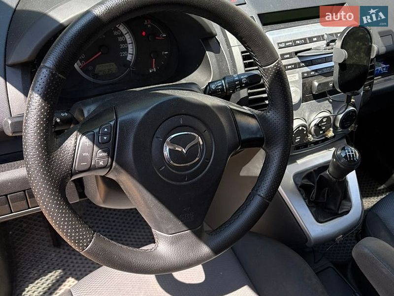 Мінівен Mazda 5 2005 в Калуші