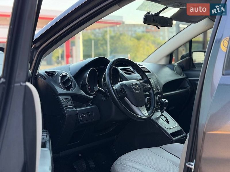 Минивэн Mazda 5 2014 в Кривом Роге