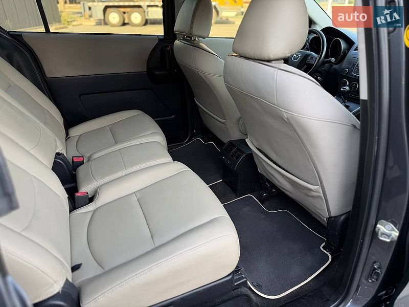 Минивэн Mazda 5 2014 в Кривом Роге
